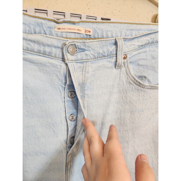 Levi's Women's Light Wash Button Fly Distressed Ribcage Straight Ankle Jeans 20W - Picture 3 of 9
